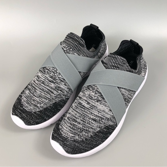 West Loop Women’s Slip-On Sneakers - Picture 2 of 8